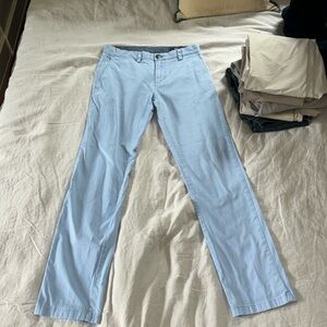 Blue vineyard vines khakis 28 x 32 very good condition